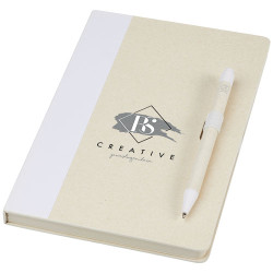 Set de libreta de referencia de tamano A5 y boligrafo fabricados con cartones de leche reciclados Dairy Dream