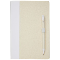 Set de libreta de referencia de tamano A5 y boligrafo fabricados con cartones de leche reciclados Dairy Dream